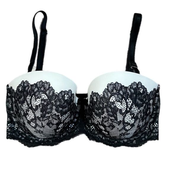 Victoria’s Secret Dream Angels Strapless Multi-way lightly padded lace print bra - Picture 4 of 5